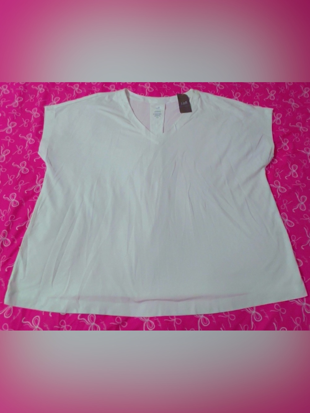 J. Jill White V-Neck Short Sleeve Tunic Top